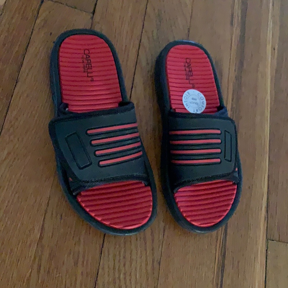Boys shoes